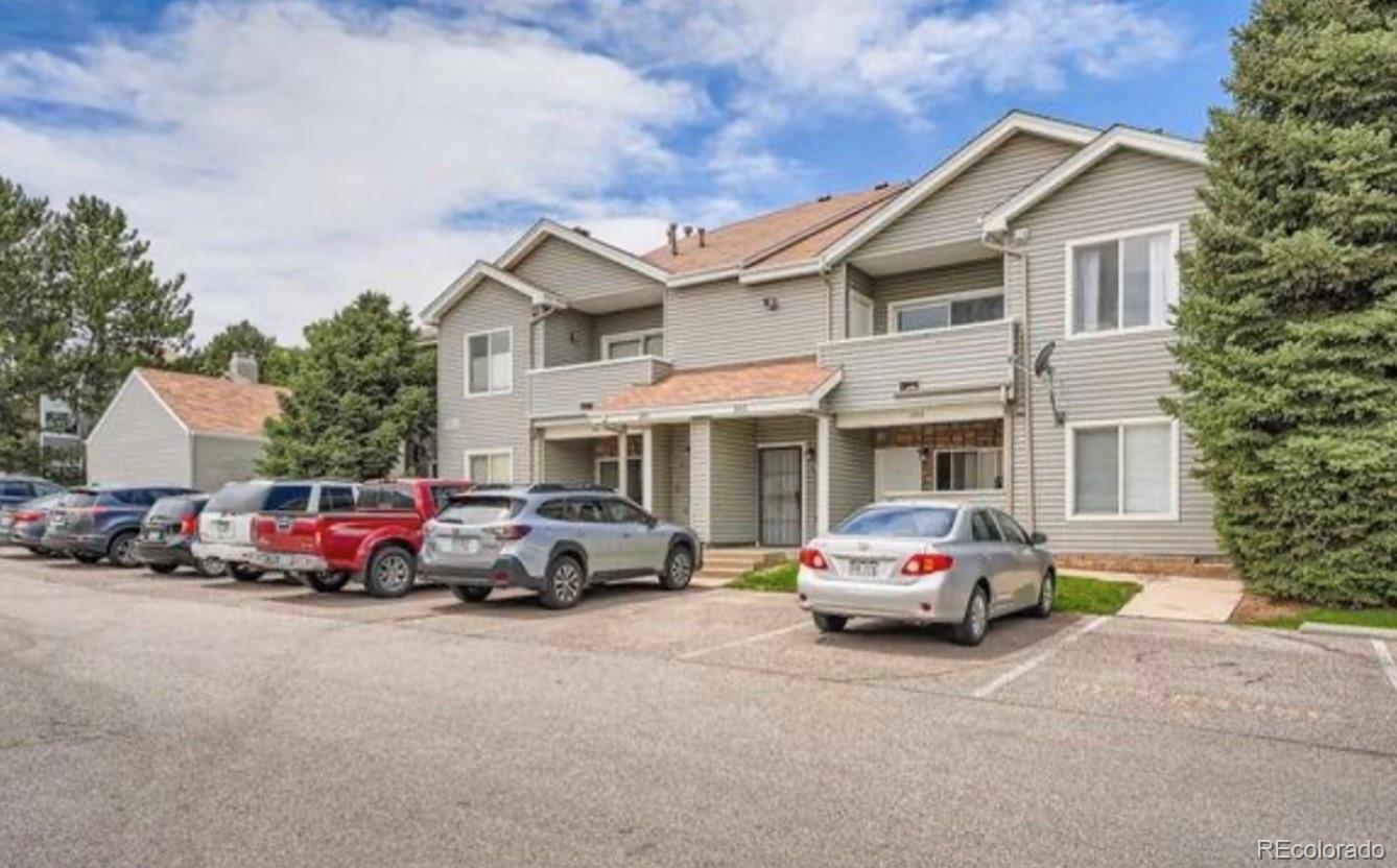 Foxdale Aurora Condo / Townhome | MLS #: 4325794913 S Zeno Way 202, Aurora Beds: 2 Baths: 2 Price: $235,000