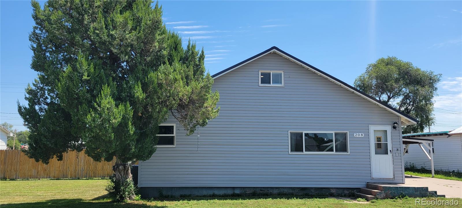 208  5th street, Ovid sold home. Closed on 2025-11-05 for $173,000.
