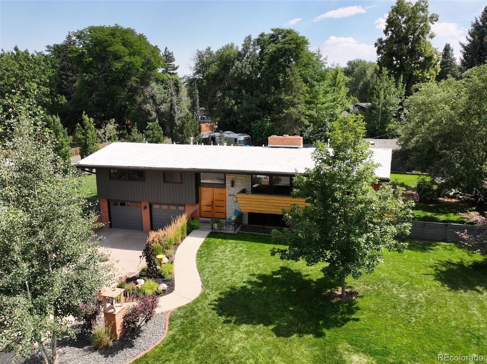 Applewood Mesa Golden Home | MLS #: 917231314010  Braun Road, Golden Beds: 3 Baths: 3 Price: $1,495,000