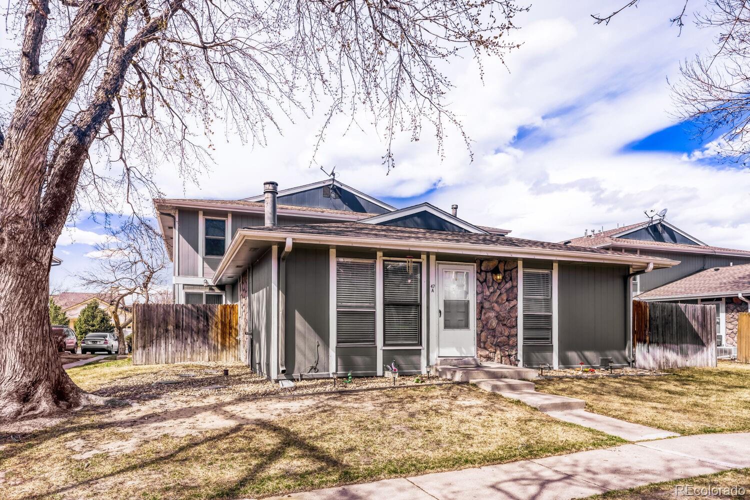 Raintree East Aurora Condo / Townhome | MLS #: 798888410001 E Evans Avenue 47A, Aurora Beds: 2 Baths: 1 Price: $265,000