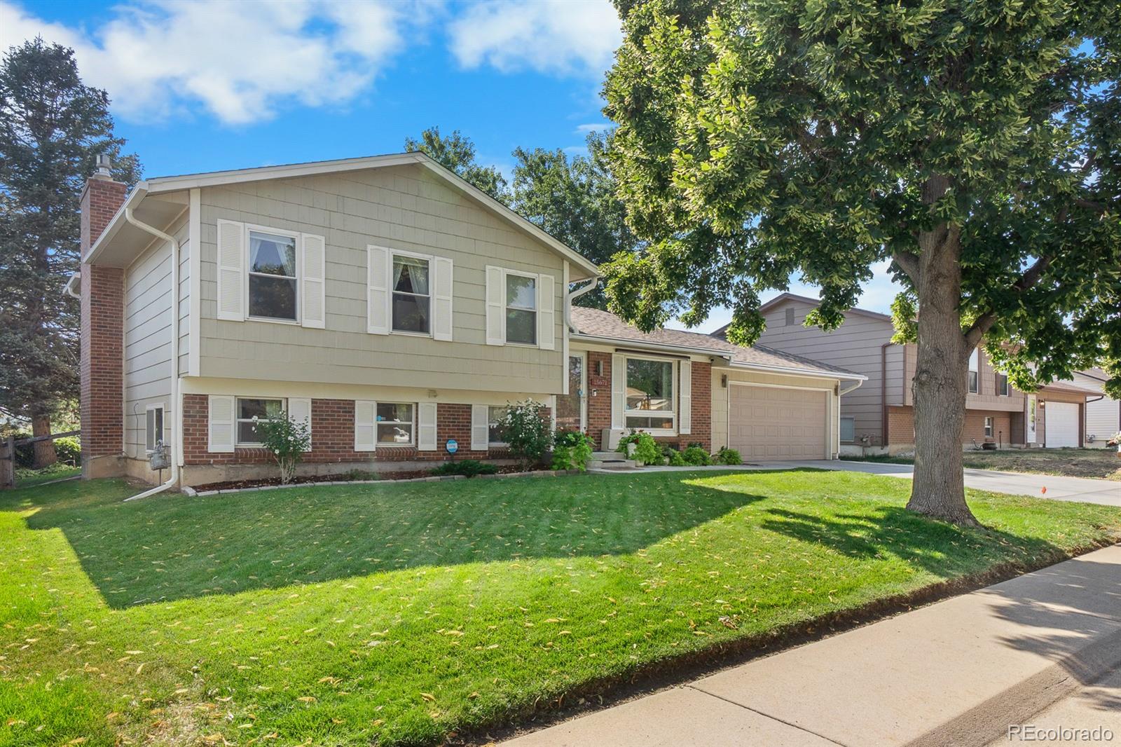 Kingsborough Aurora Home | MLS #: 988091015671 E Atlantic Circle, Aurora Beds: 4 Baths: 3 Price: $499,900