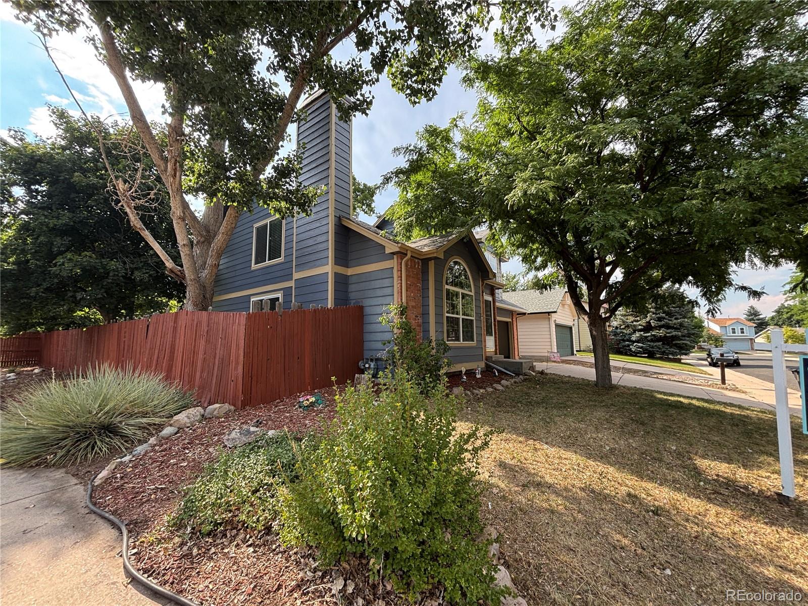 Founders Village Castle Rock Home | MLS #: 2554140149 S Pembrook Street, Castle Rock Beds: 3 Baths: 3 Price: $490,000
