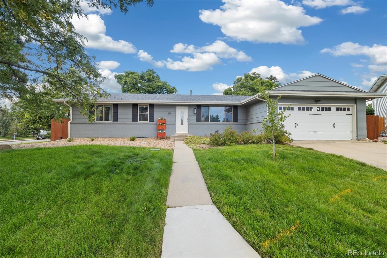 Lac Amora Broomfield Home | MLS #: 76507352191  Ridge Drive, Broomfield Beds: 4 Baths: 3 Price: $550,000