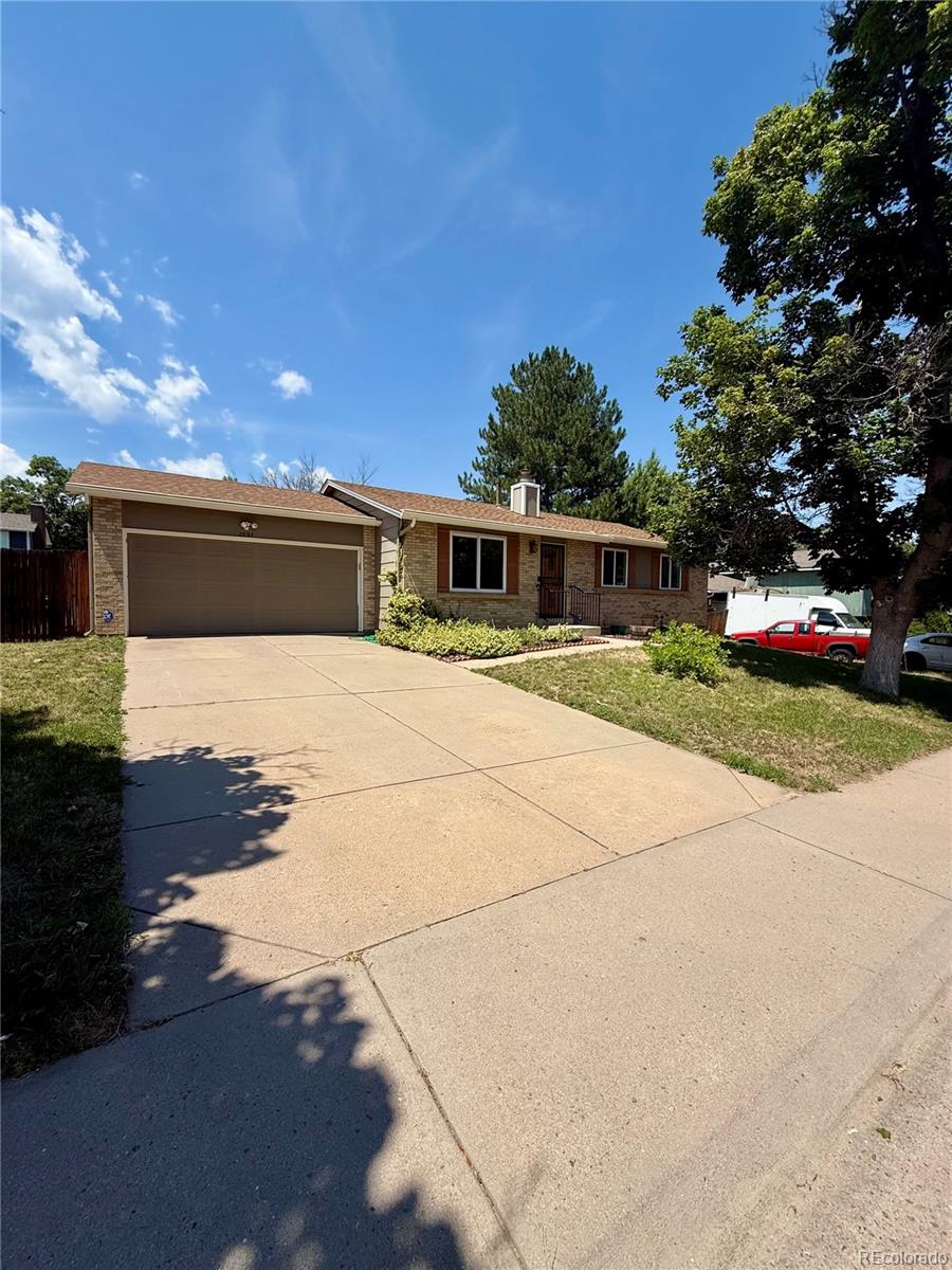 Woodrim Aurora Home | MLS #: 55831382597 S Dillon Street, Aurora Beds: 4 Baths: 3 Price: $389,900