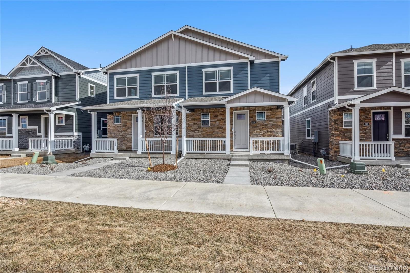 Horizon Uptown Aurora Home | MLS #: 9759340720 N Shawnee Street, Aurora Beds: 3 Baths: 3 Price: $435,000