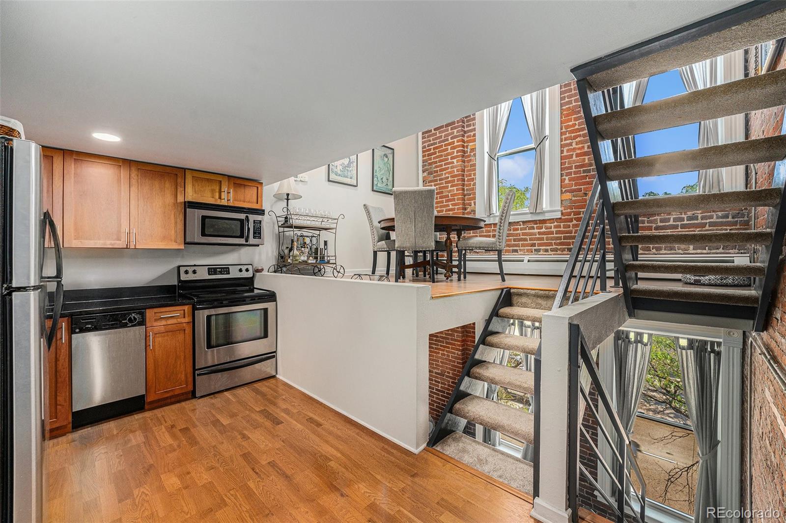 Ball Park Denver Condo / Townhome | MLS #: 51229412193  Arapahoe Street 6, Denver Beds: 1 Baths: 1 Price: $285,000