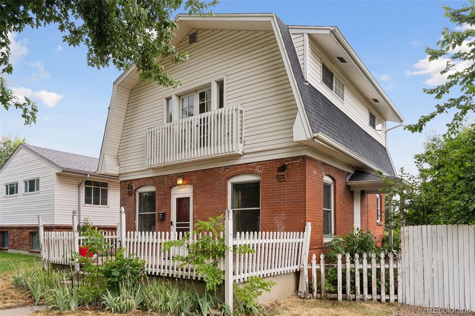 Rosedale Denver Home | MLS #: 49392222451 S Lincoln Street, Denver Beds: 3 Baths: 2 Price: $450,000