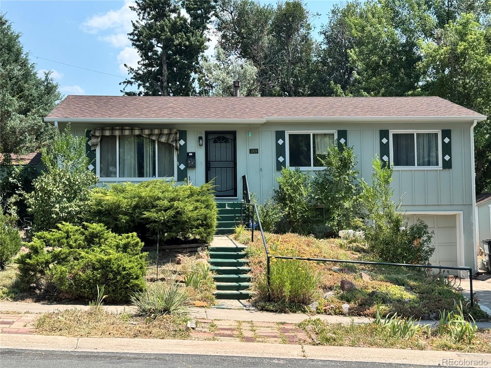 Alpine Acres Colorado Springs Home | MLS #: 89563481909  Trent , Colorado Springs Beds: 4 Baths: 2 Price: $300,000