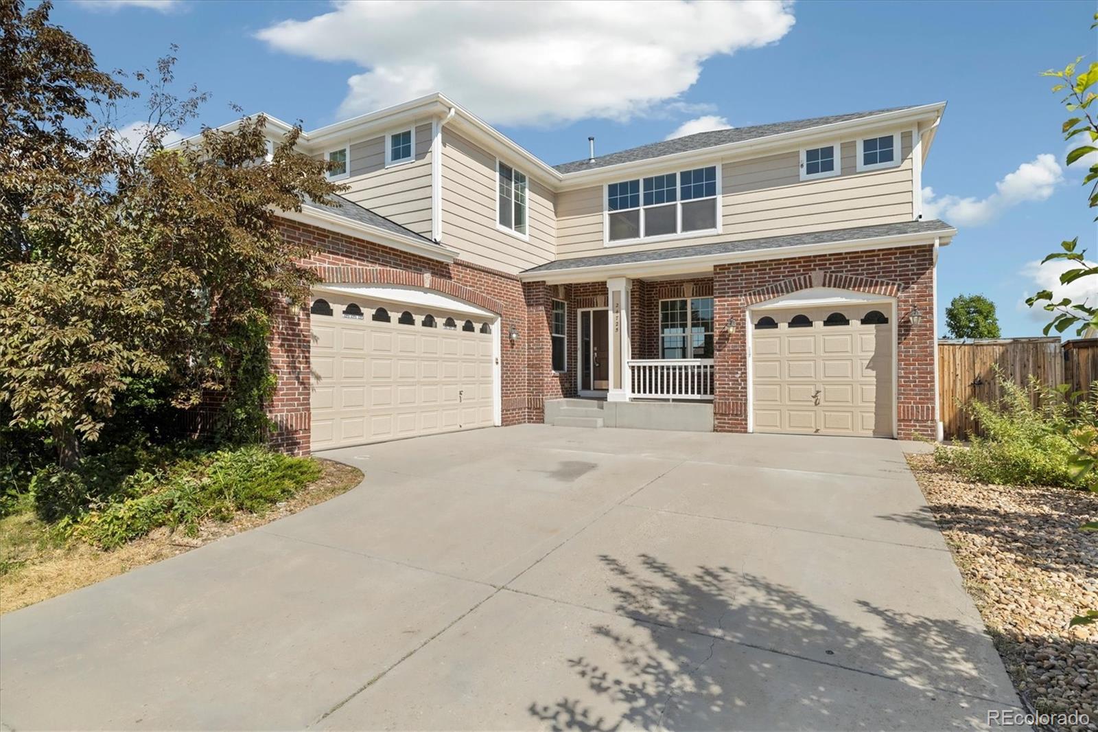 Tollgate Crossing Aurora Home | MLS #: 453760924725 E Crestline Place, Aurora Beds: 4 Baths: 4 Price: $550,000