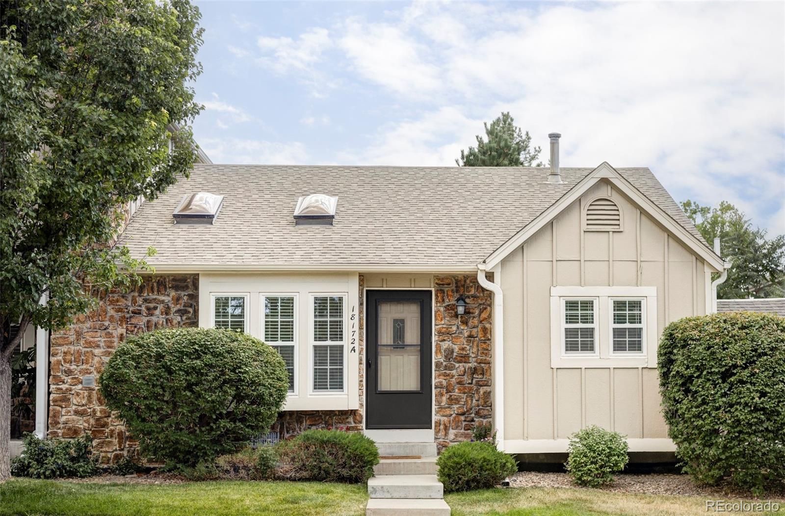 Quail Run Aurora Condo / Townhome | MLS #: 882533018172 E Arizona Avenue A, Aurora Beds: 3 Baths: 2 Price: $310,000
