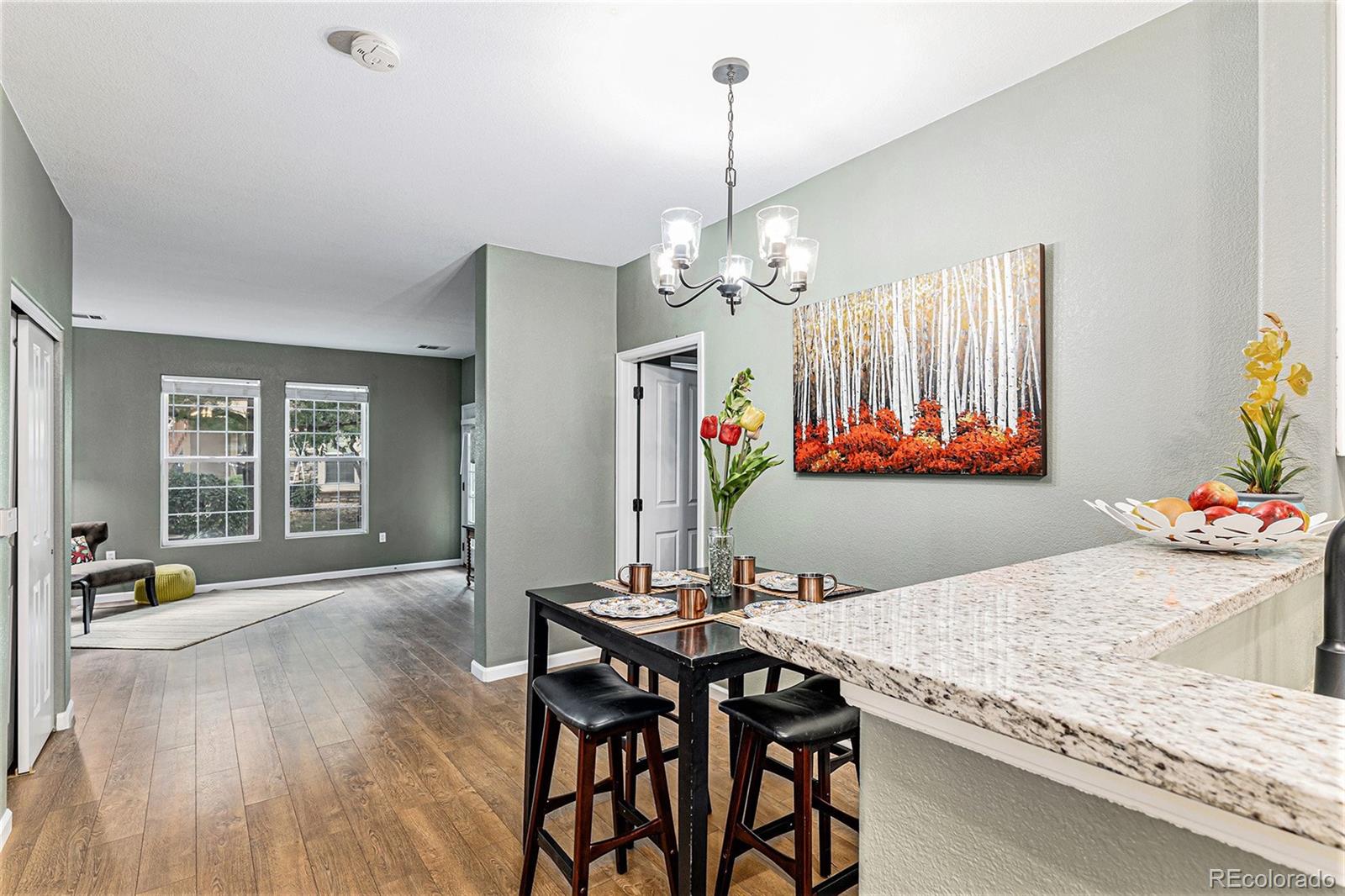 Meadow Hills Aurora Condo / Townhome | MLS #: 41286824015 S Dillon Way 102, Aurora Beds: 2 Baths: 2 Price: $305,000