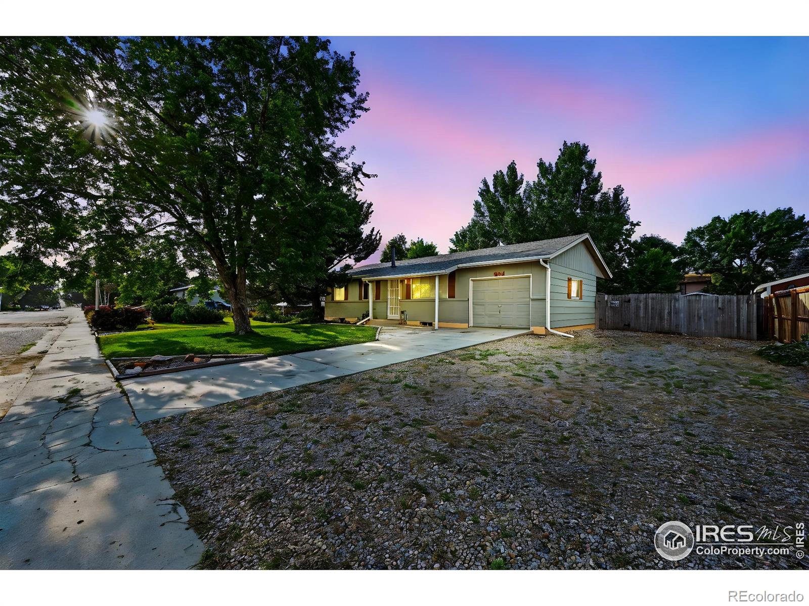 304 12th street, Gilcrest sold home. Closed on 2025-10-10 for $370,000.