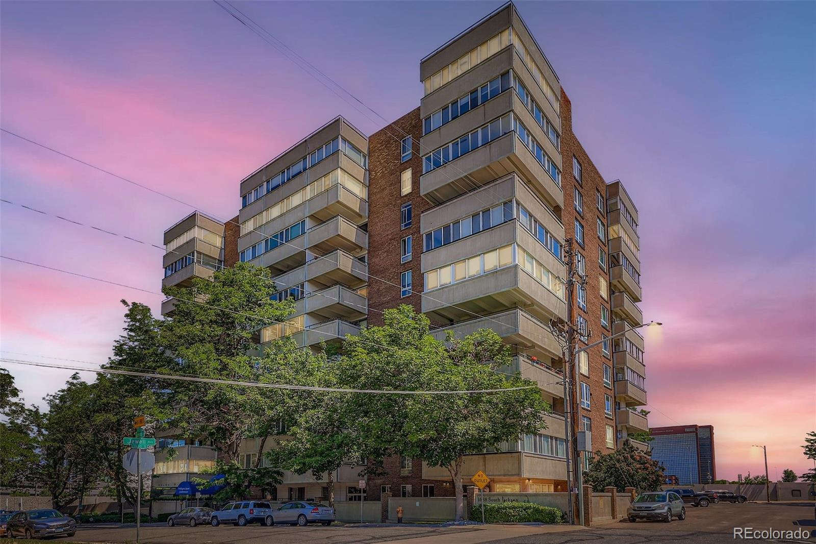 Wellington Square Denver Condo / Townhome | MLS #: 87874521888 S Jackson Street 1002, Denver Beds: 2 Baths: 2 Price: $250,000