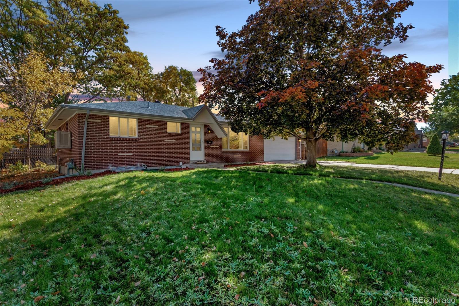 Cloverdale Lakewood Home | MLS #: 69252851632 S Cody Street, Lakewood Beds: 3 Baths: 2 Price: $525,000