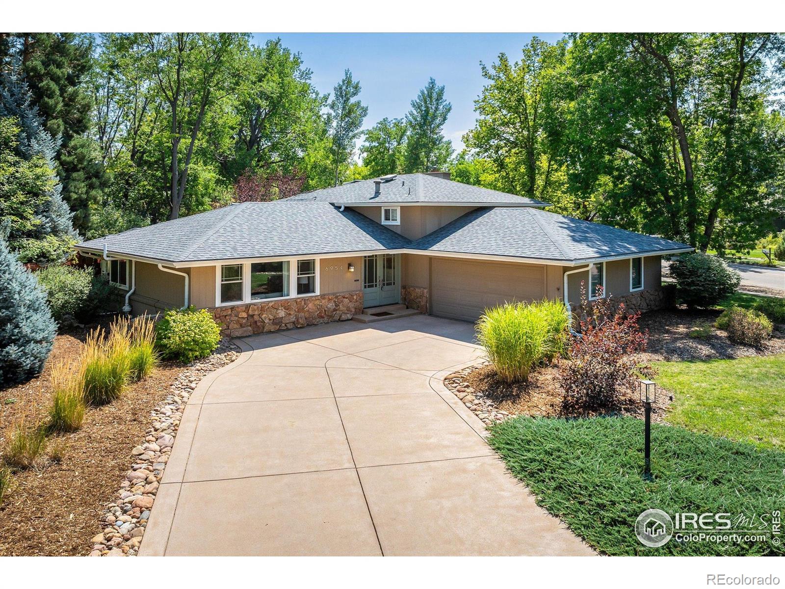 Gunbarrel Green Boulder Home | MLS #: 45678910417536954  Wapiti Court, Boulder Beds: 4 Baths: 3 Price: $1,050,000