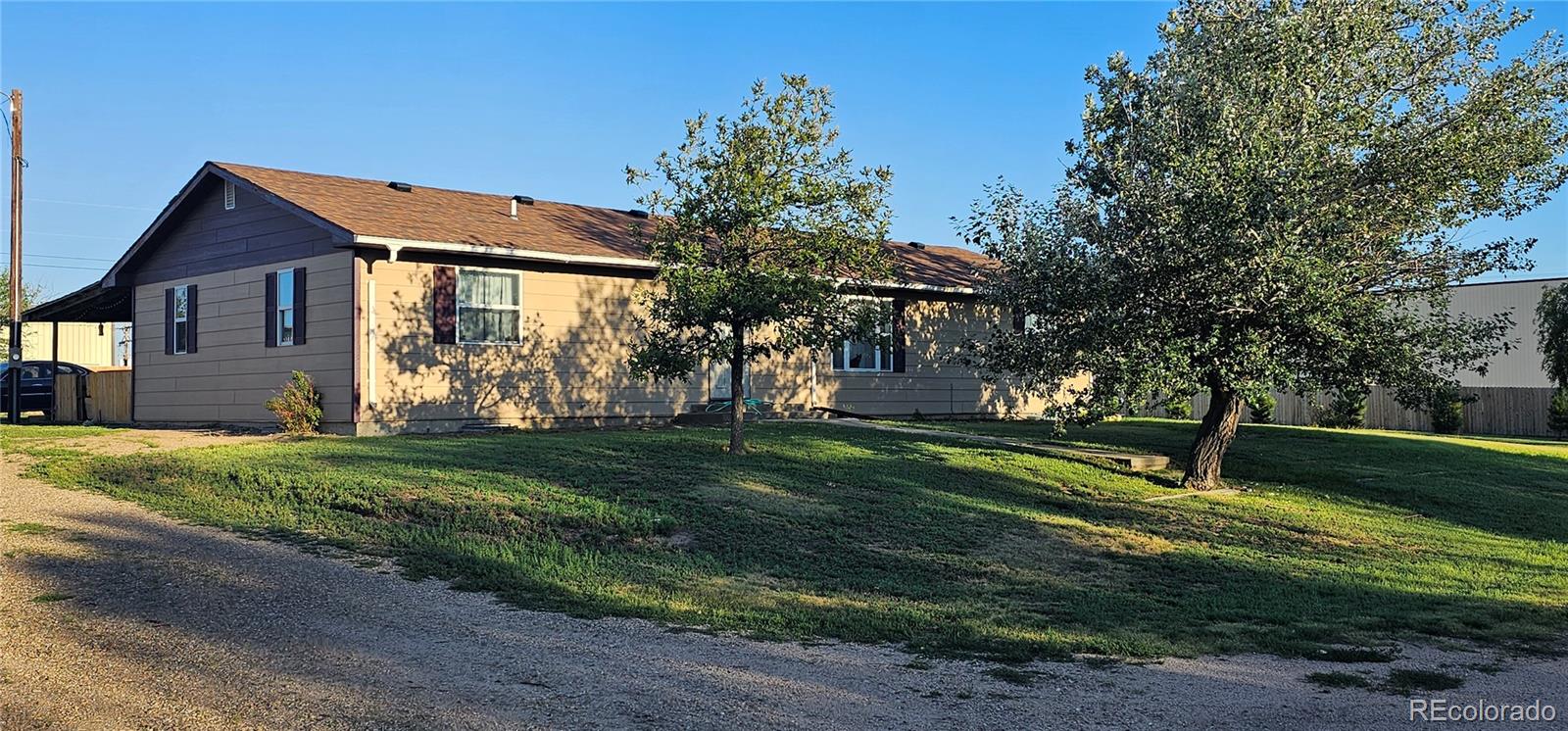 207 kansas avenue, Seibert sold home. Closed on 2025-12-04 for $334,000.