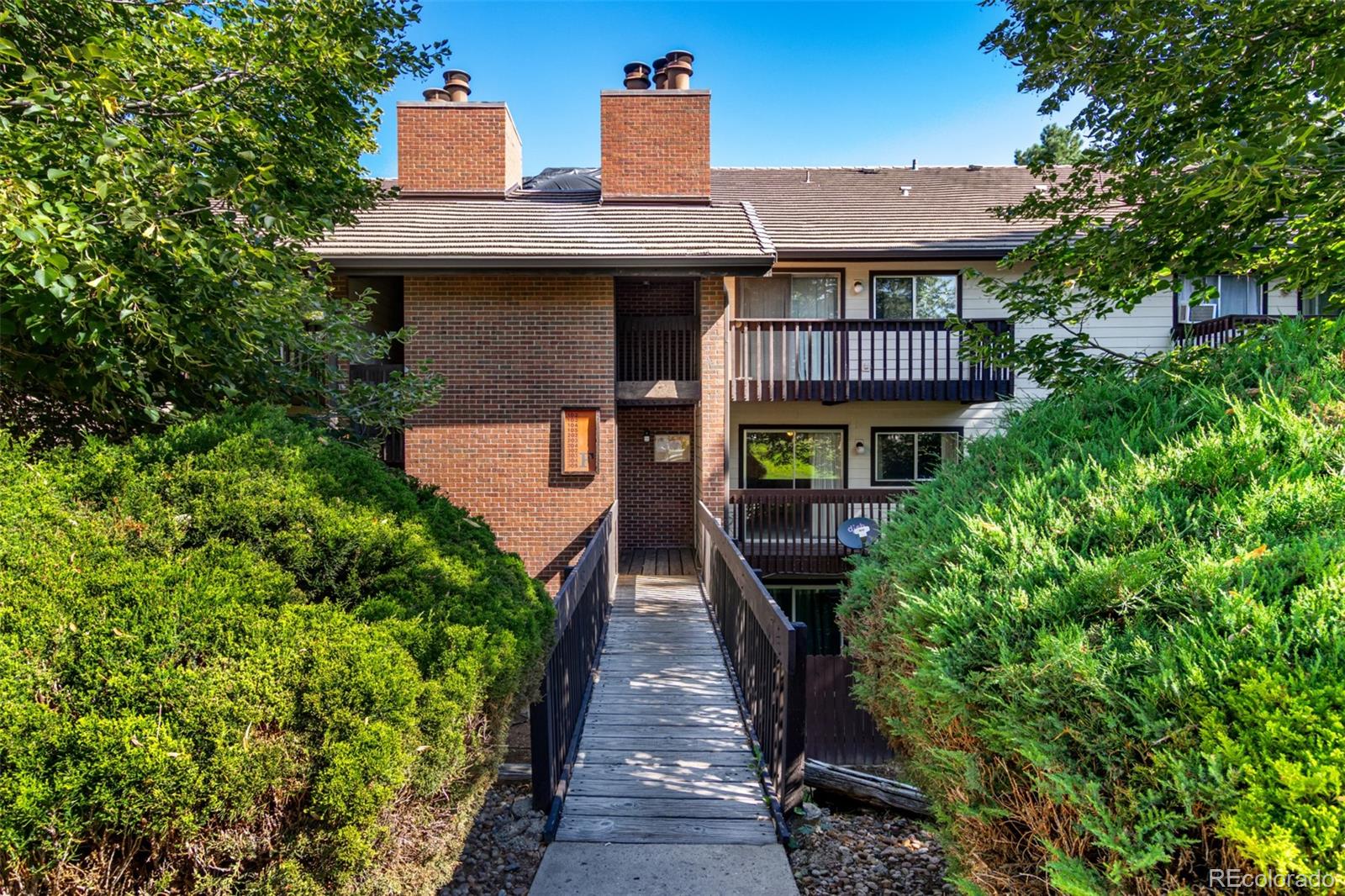 Red Sky Aurora Condo / Townhome | MLS #: 168611714794 E 2nd Avenue 204F, Aurora Beds: 1 Baths: 1 Price: $130,000