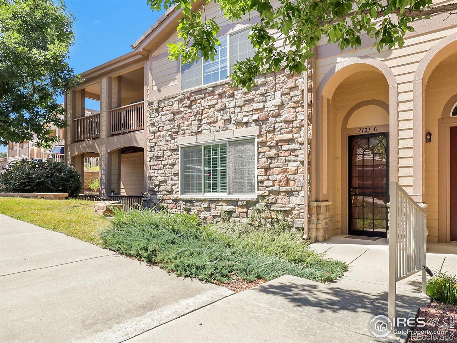 7121 s wenatchee way, Aurora sold home. Closed on 2025-09-10 for $354,900.