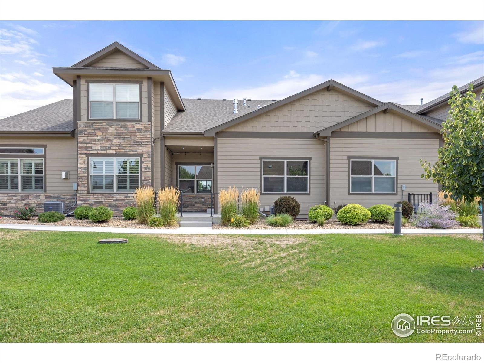 Seven Lakes Loveland Home | MLS #: 45678910418131937  Sunshine Peak Drive, Loveland Beds: 3 Baths: 4 Price: $515,000