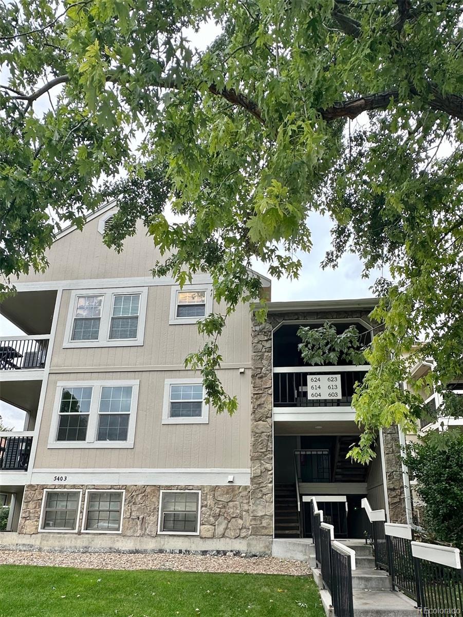 Wood Creek Arvada Condo / Townhome | MLS #: 35162615403 W 76th Avenue , Arvada Beds: 1 Baths: 1 Price: $195,000