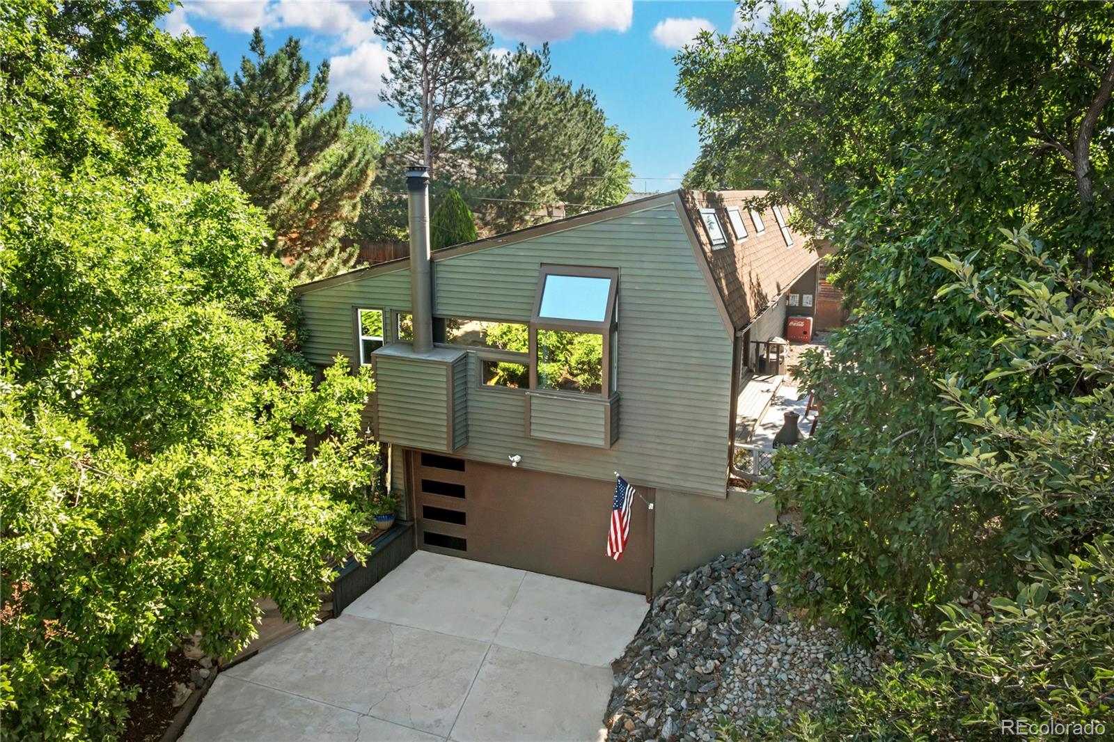 Fairview Heights Littleton Home | MLS #: 39244157770 S Estes Street, Littleton Beds: 4 Baths: 3 Price: $634,900