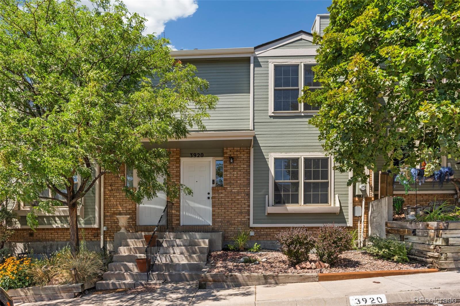  Colorado Springs Condo / Townhome | MLS #: 53428263920  Smoke Tree Drive , Colorado Springs Beds: 3 Baths: 2 Price: $325,000