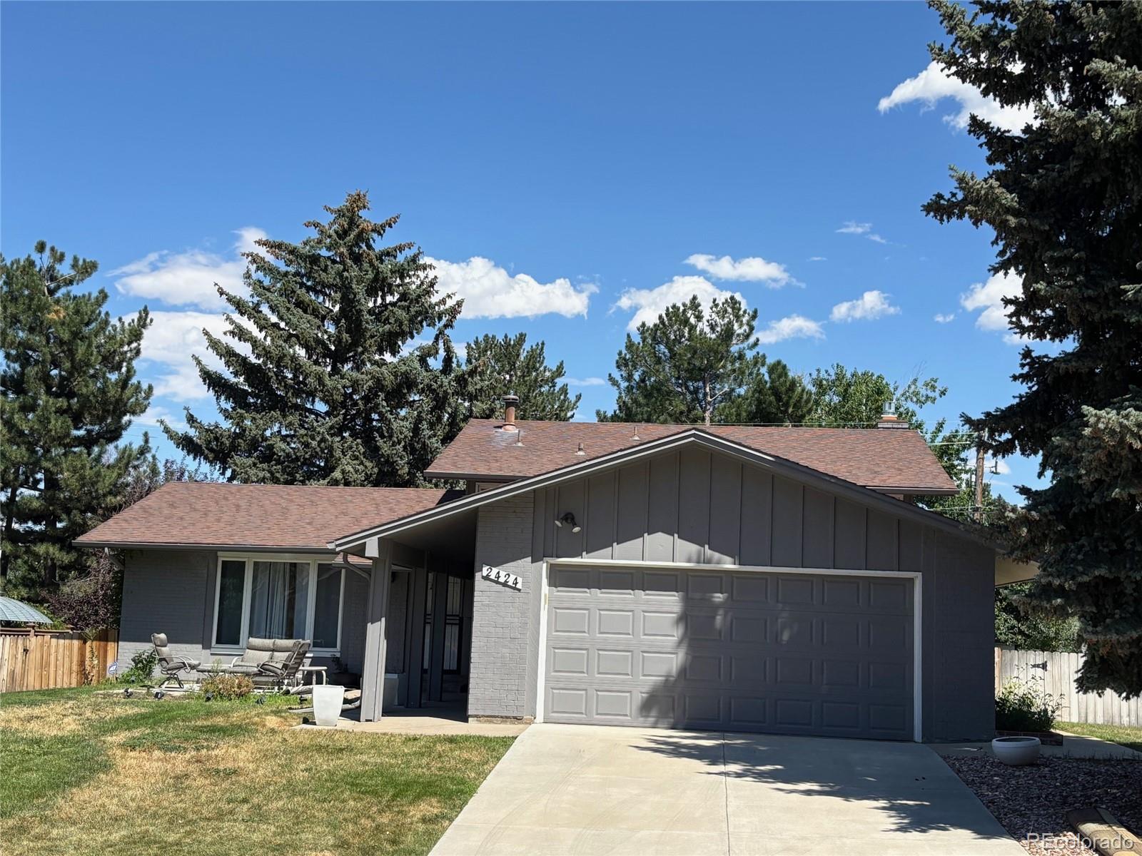 Eastridge Aurora Home | MLS #: 40833512424 S Nome Street, Aurora Beds: 3 Baths: 3 Price: $539,900