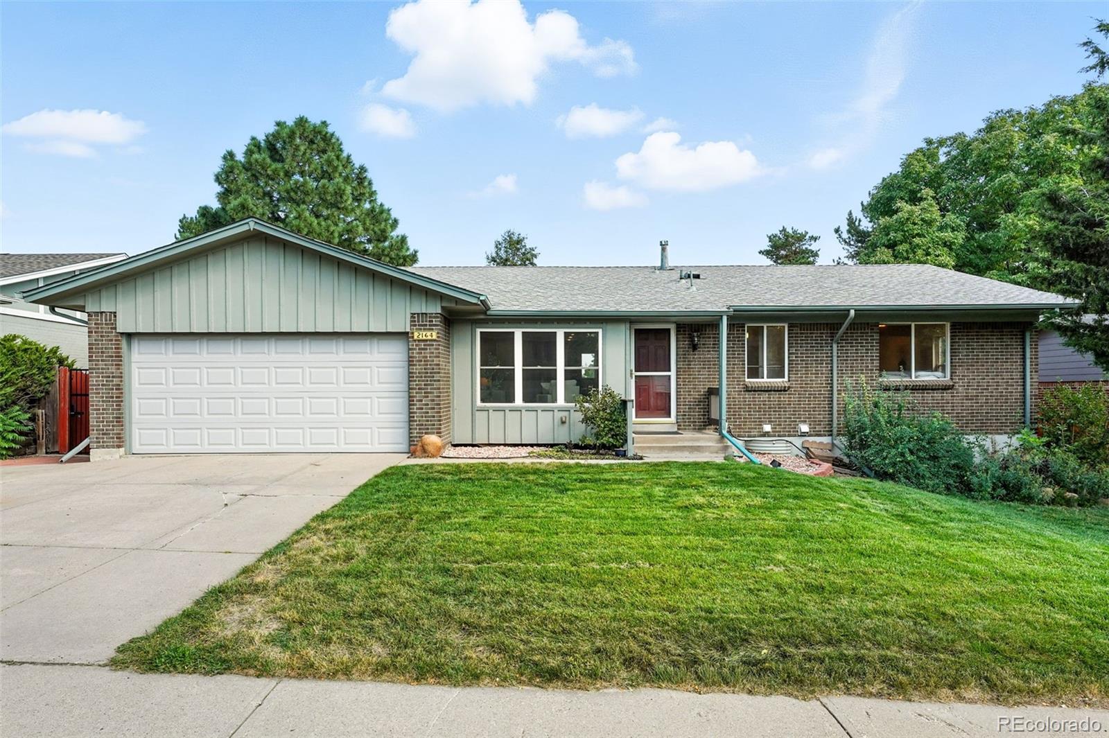 Hutchinsons Green Mountain Lakewood Home | MLS #: 60615342164 S Zang Way, Lakewood Beds: 4 Baths: 3 Price: $675,000