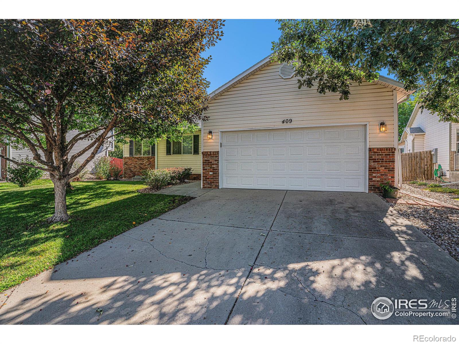 Westwood Village Windsor Home | MLS #: 4567891042021409  Norwood Court, Windsor Beds: 5 Baths: 3 Price: $510,000