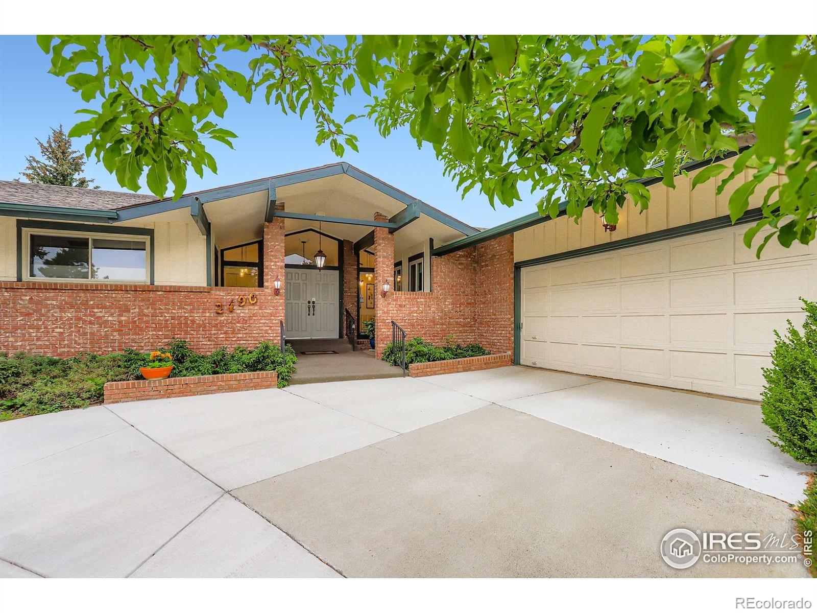 2490  vassar drive, Boulder sold home. Closed on 2025-11-21 for $2,025,000.