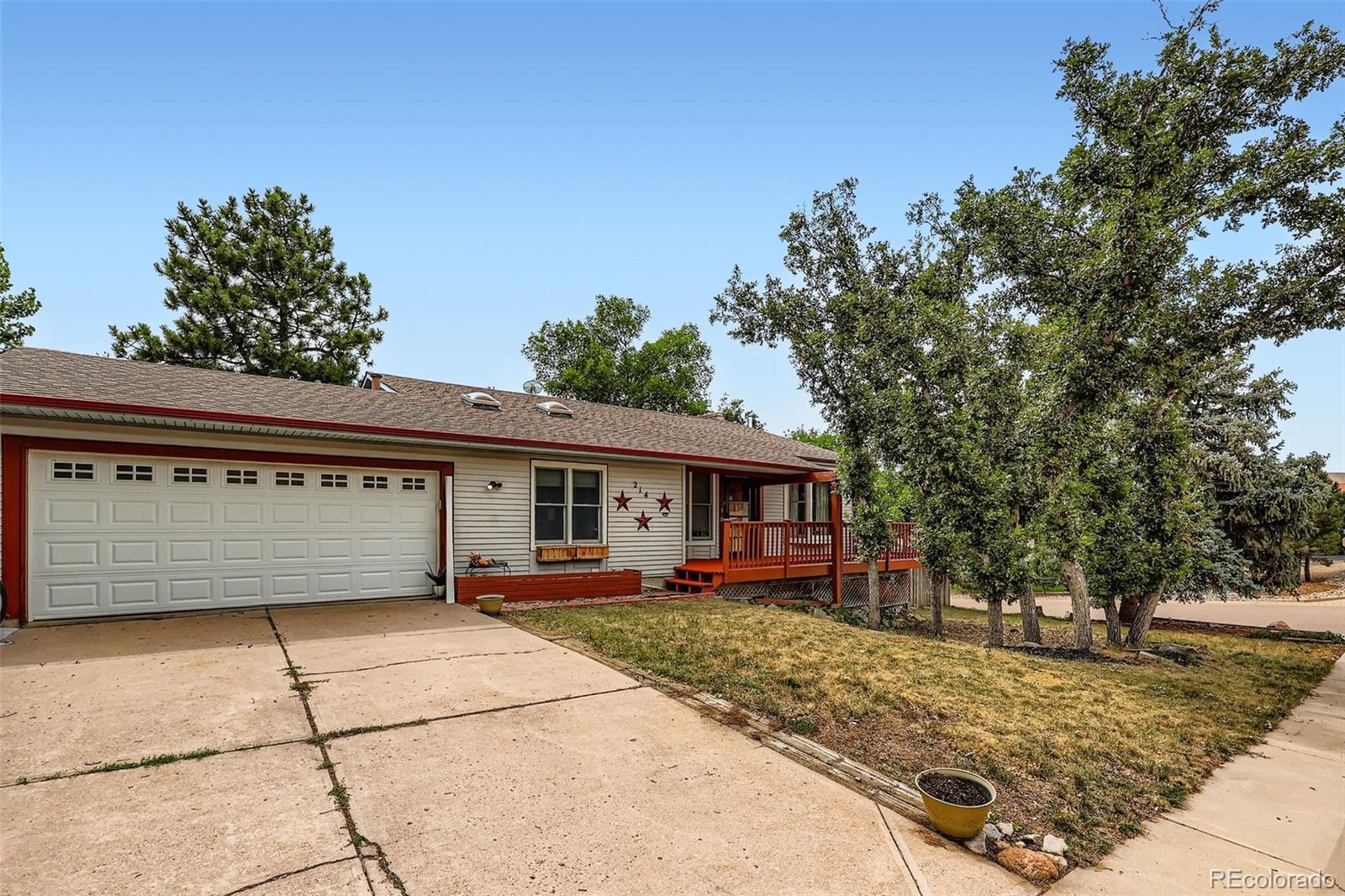 214 hill court, Castle Rock sold home. Closed on 2025-10-10 for $565,000.