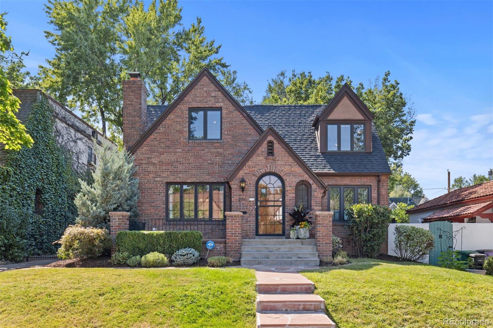 Hilltop Denver Home | MLS #: 2683790371  Birch Street, Denver Beds: 4 Baths: 3 Price: $1,525,000