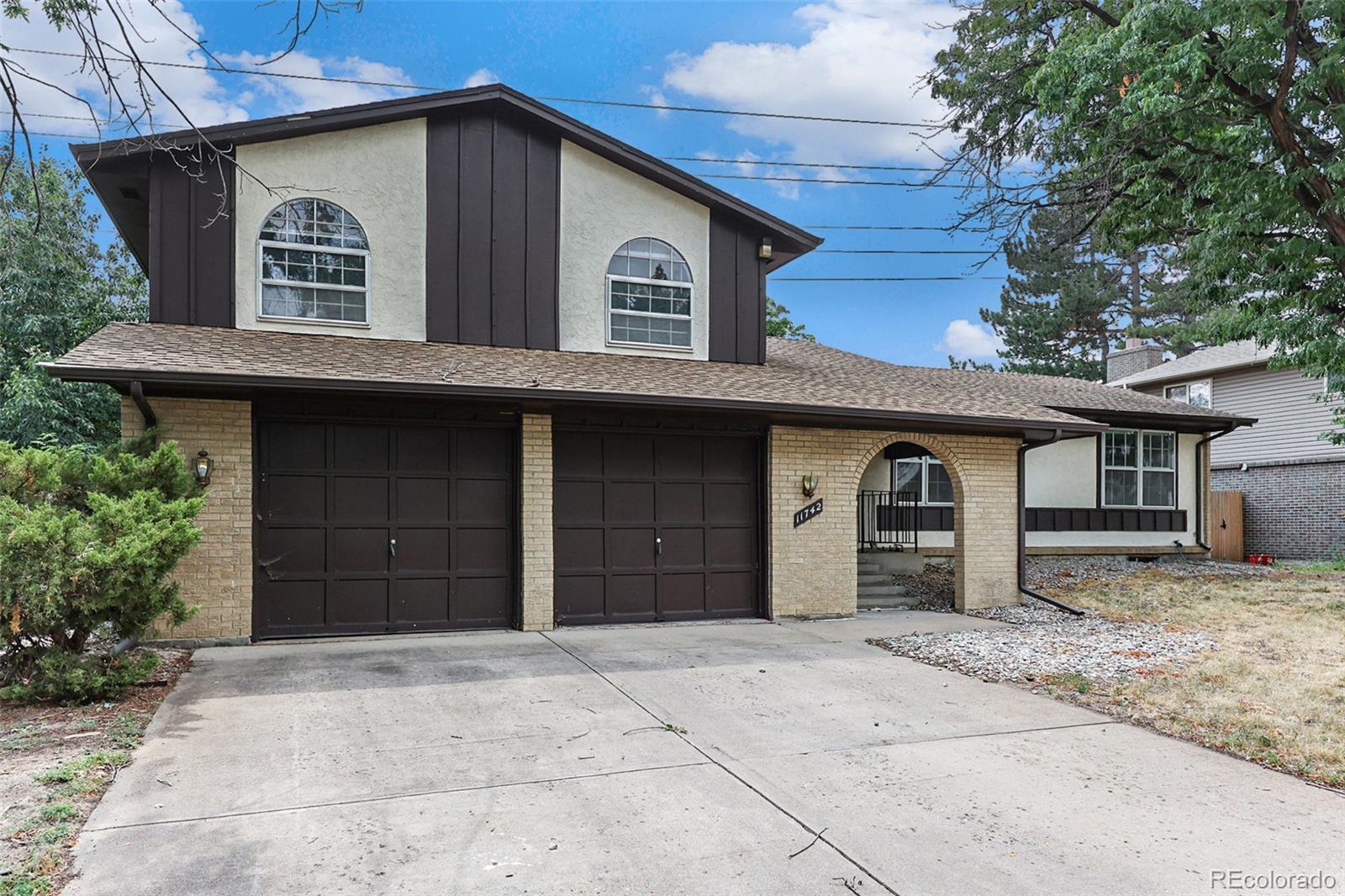 Village East Aurora Home | MLS #: 955925011742 E Jewell Place, Aurora Beds: 4 Baths: 3 Price: $524,900