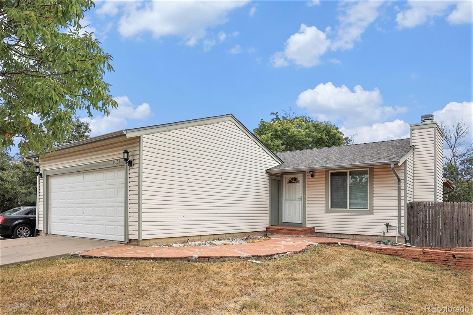 Hampden Hills Aurora Home | MLS #: 240387419141 E Milan Circle, Aurora Beds: 3 Baths: 3 Price: $419,000