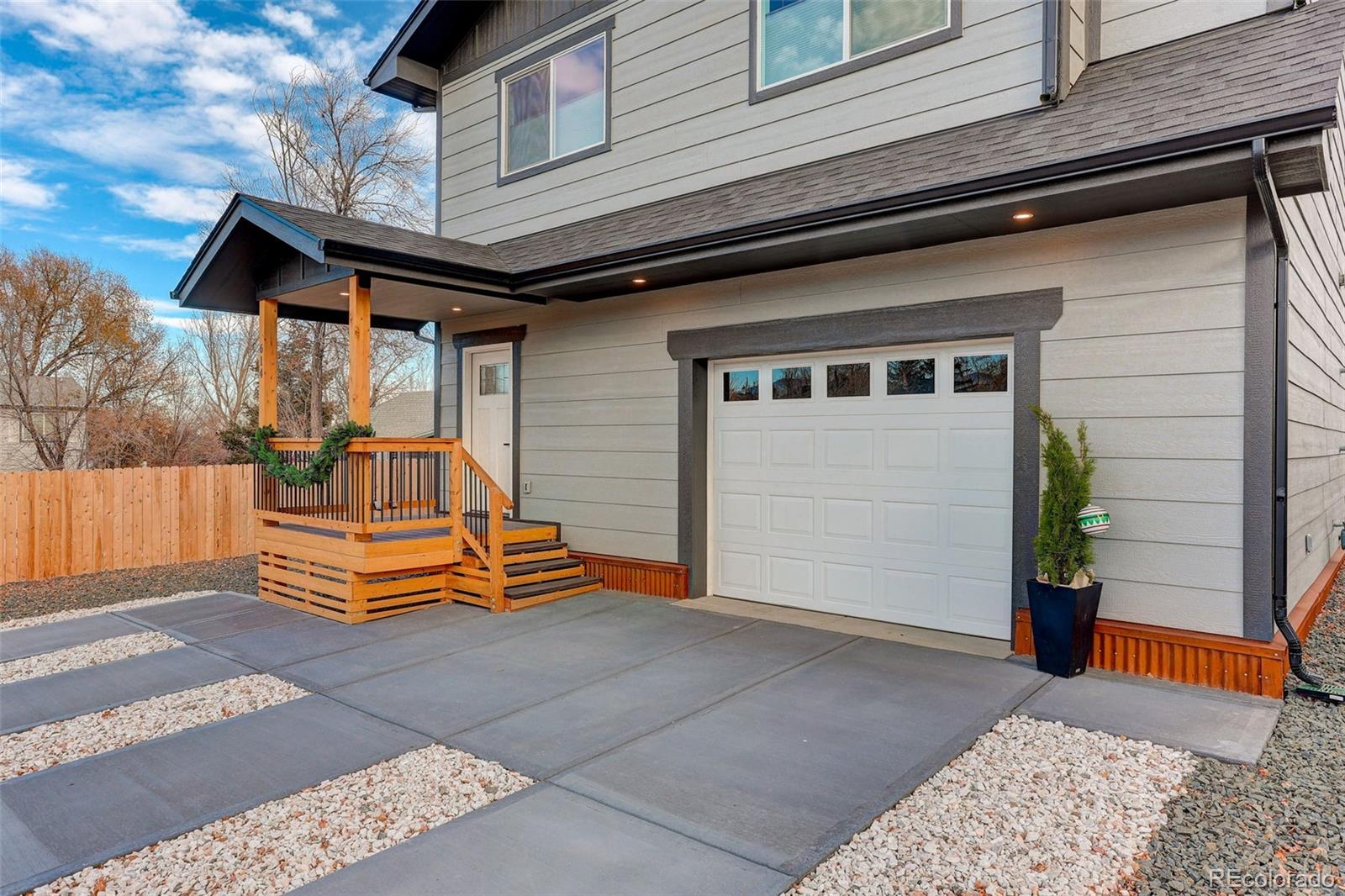 614  loveland street, Golden sold home. Closed on 2026-02-05 for $680,000.