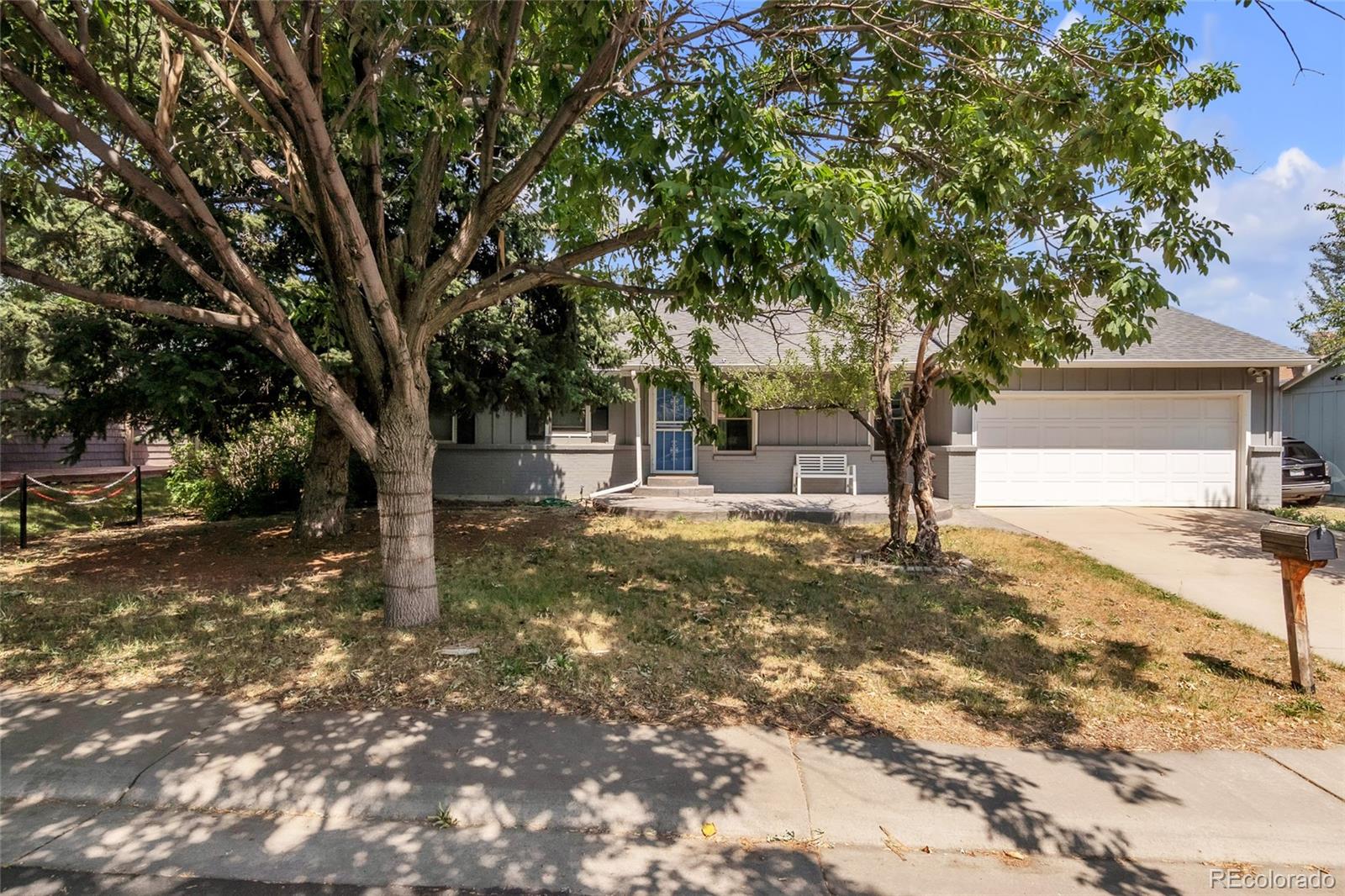 15043 e idaho place, Aurora sold home. Closed on 2026-02-05 for $415,000.