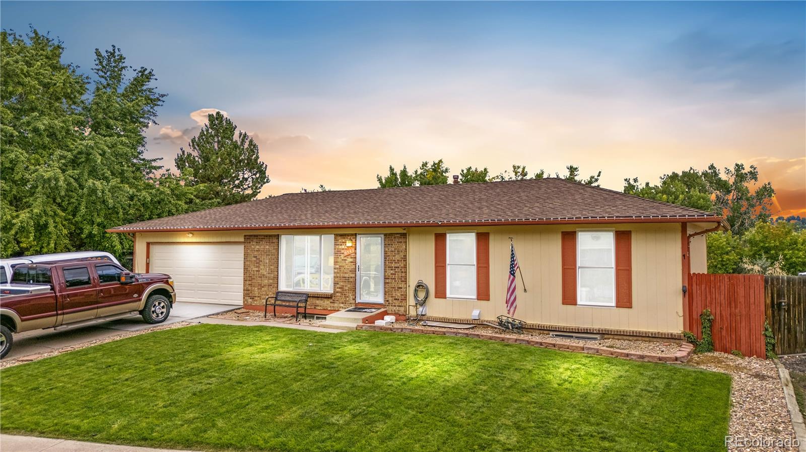 Westborough Lakewood Home | MLS #: 49227429541 W Cornell Place, Lakewood Beds: 4 Baths: 3 Price: $585,000