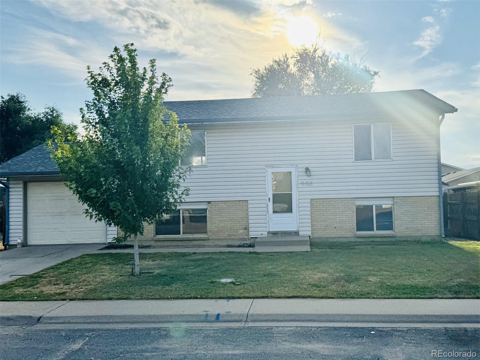 903  lancaster avenue, Fort Lupton sold home. Closed on 2026-02-27 for $335,000.