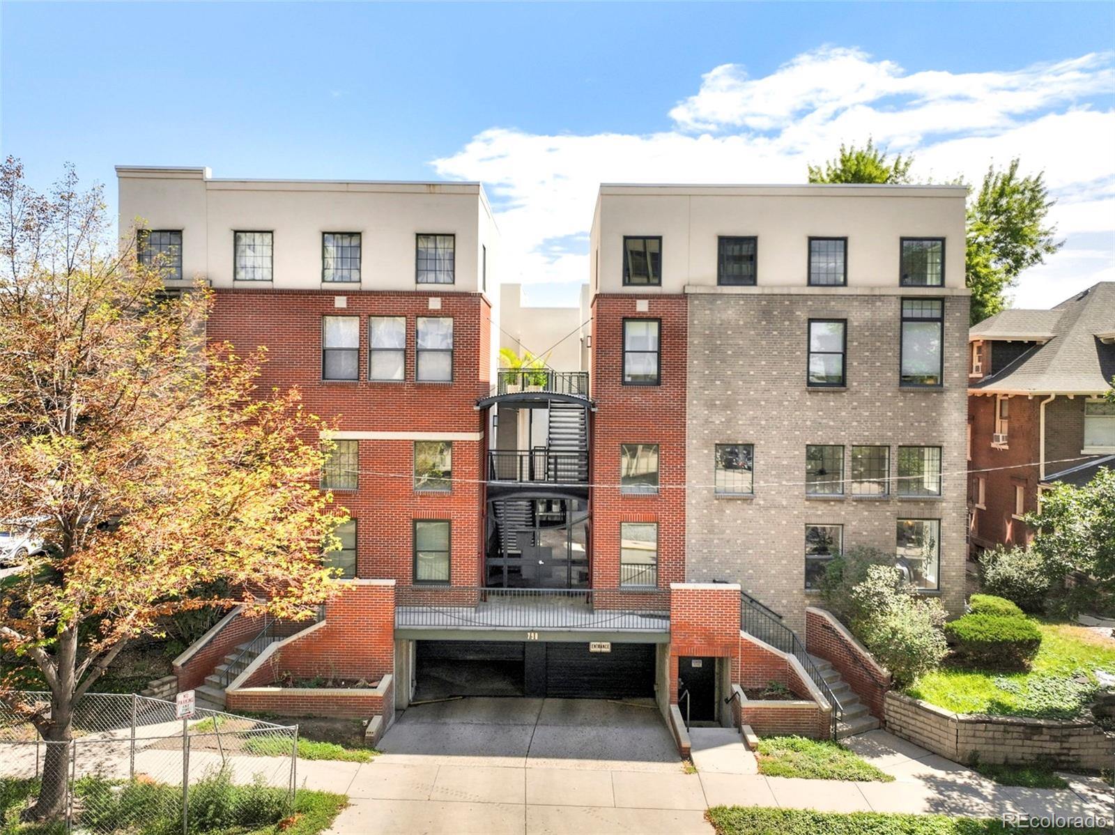 Capitol Denver Condo / Townhome | MLS #: 4900533790 N Clarkson Street 204, Denver Beds: 2 Baths: 2 Price: $565,000