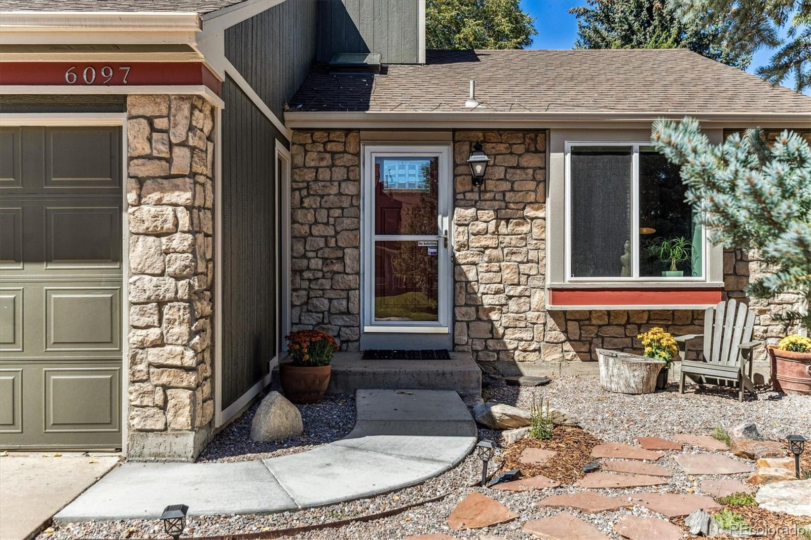 Powderhorn Littleton Home | MLS #: 79036896097 S Pierson Street, Littleton Beds: 4 Baths: 2 Price: $559,000