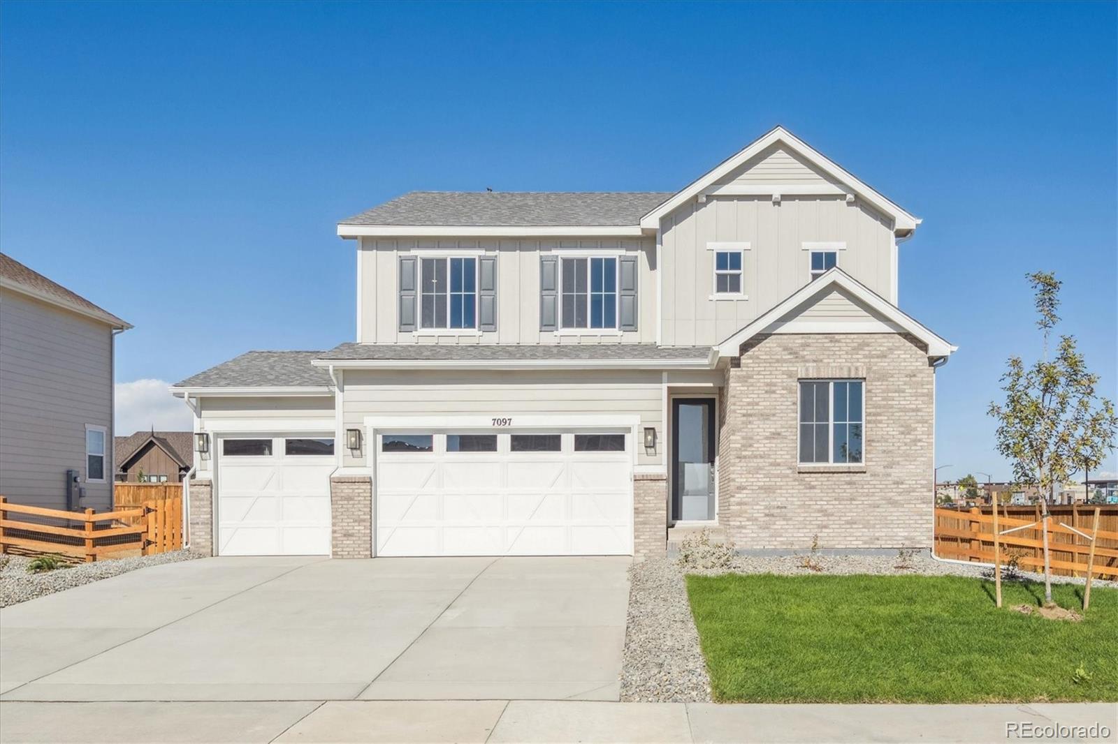 Creekside Village Thornton Home | MLS #: 88922757097 E 126th Place, Thornton Beds: 4 Baths: 3 Price: $659,950