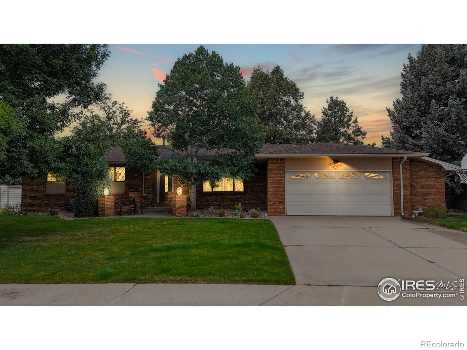 Country Club Loveland Home | MLS #: 45678910424083621  Adena Court, Loveland Beds: 4 Baths: 3 Price: $516,000