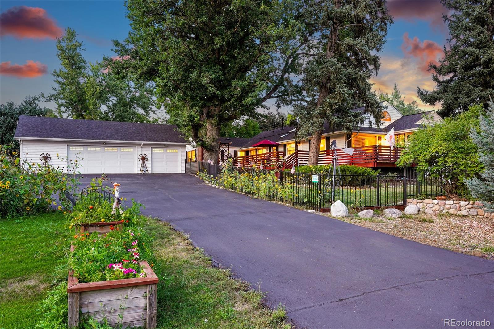 Lakewood Heights Lakewood Home | MLS #: 21531171101  Pikeview Street, Lakewood Beds: 3 Baths: 3 Price: $899,000
