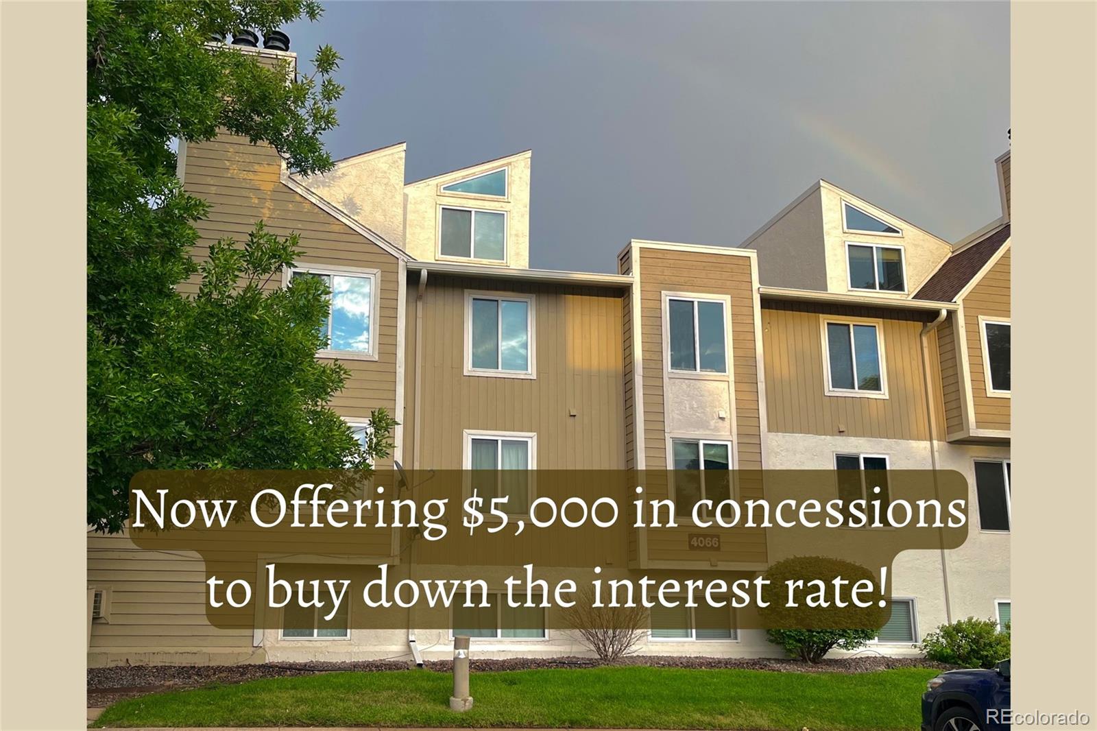 Pier Point Aurora Condo / Townhome | MLS #: 41040054066 S Atchison Way 301, Aurora Beds: 1 Baths: 1 Price: $199,000