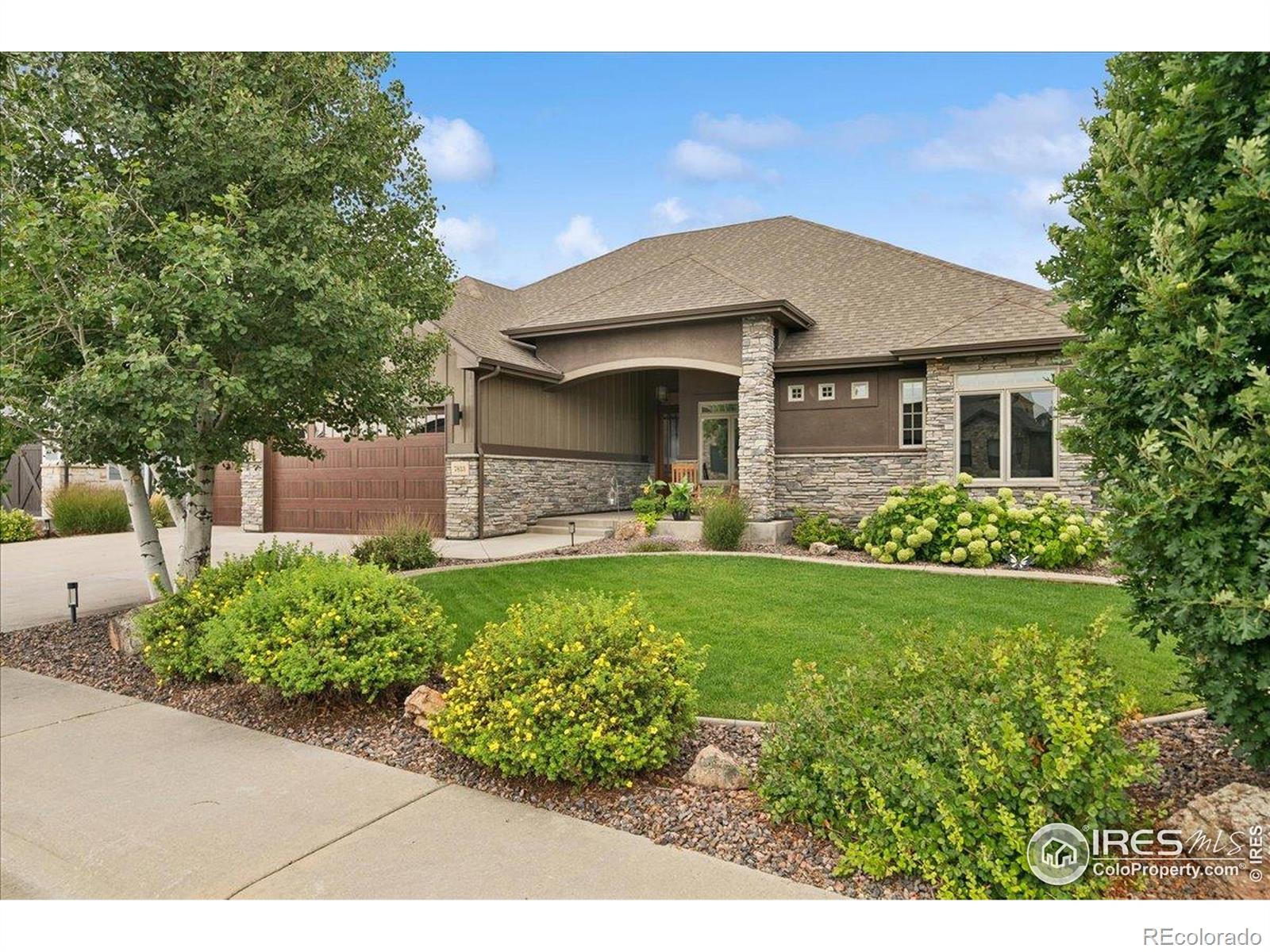 Highpointe Windsor Home | MLS #: 45678910424667833  Cherry Blossom Drive, Windsor Beds: 3 Baths: 4 Price: $1,175,000