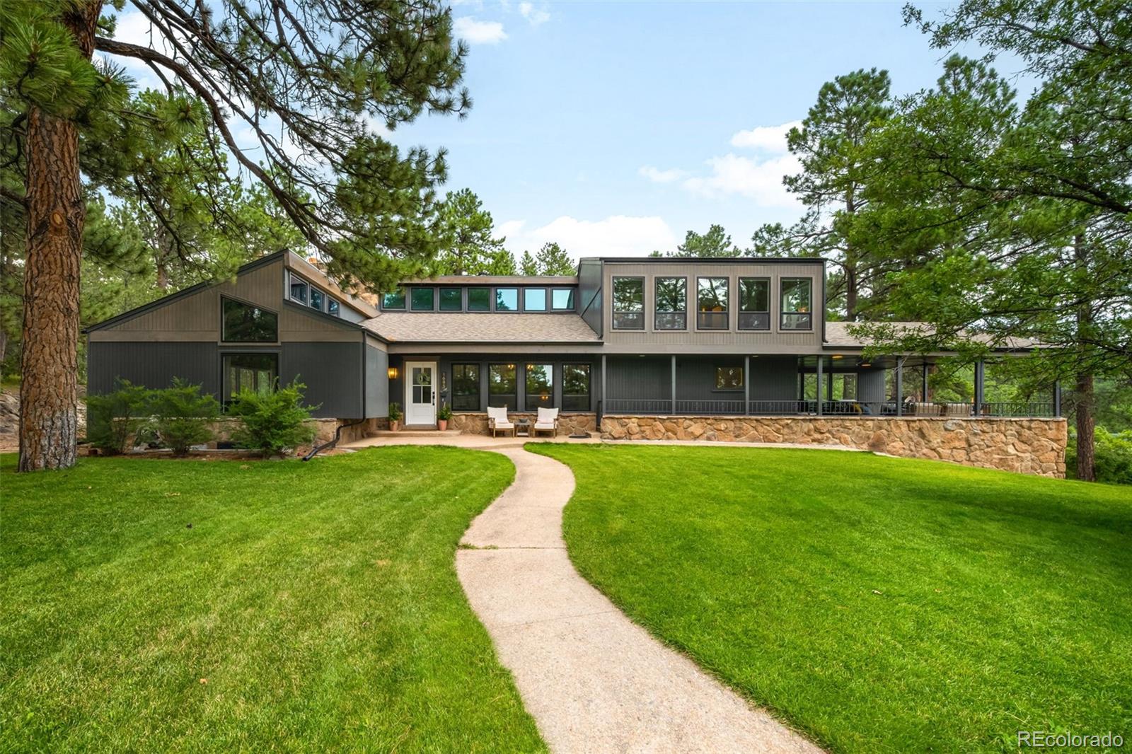  Franktown Home | MLS #: 41078751685  Pine Mor Road, Franktown Beds: 6 Baths: 5 Price: $1,165,000