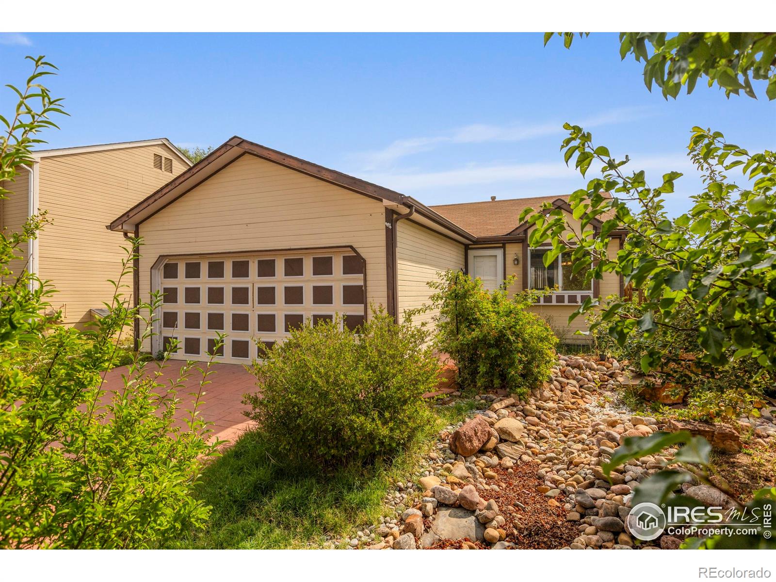 Meadowlark Longmont Home | MLS #: 45678910425832172  Hackberry Circle, Longmont Beds: 3 Baths: 2 Price: $390,000
