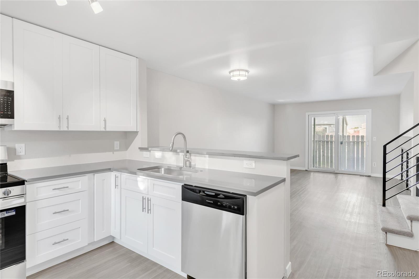 5711 w 92nd avenue, Westminster sold home. Closed on 2026-01-05 for $340,000.