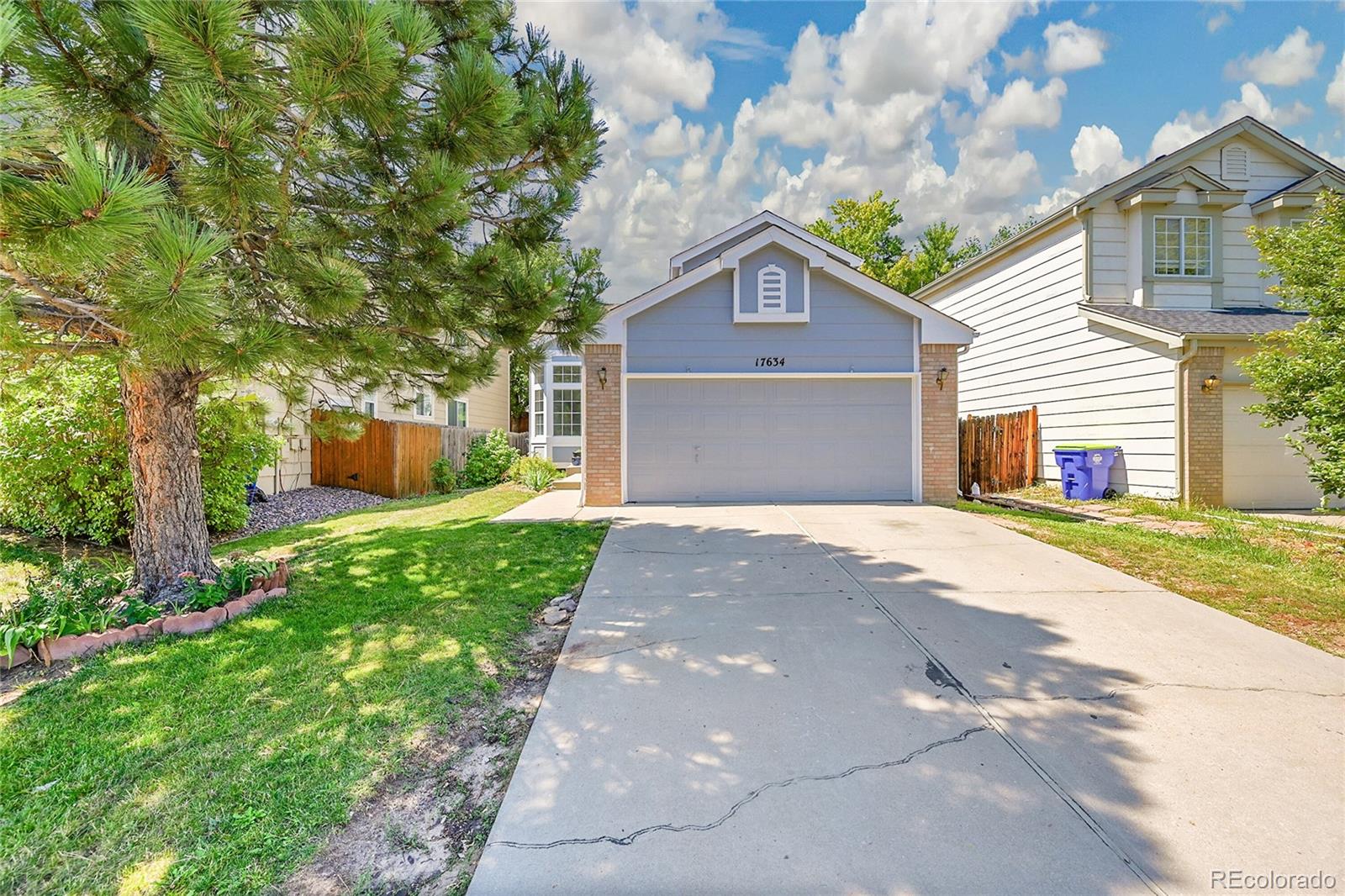 Briarwood Aurora Home | MLS #: 361376417634 E Brown Circle, Aurora Beds: 5 Baths: 4 Price: $440,000