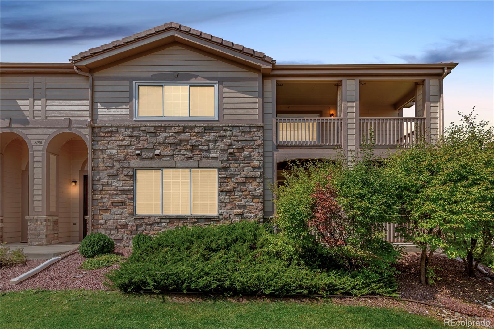 7180 s wenatchee way, Aurora sold home. Closed on 2025-10-10 for $380,000.